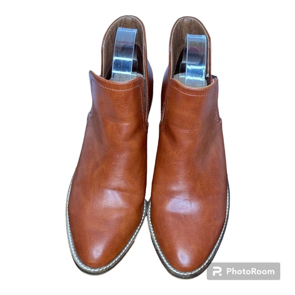 Beast Fashion Slip-On Side Cut Cognac Western Booties Size 6.5 - Picture 1 of 12